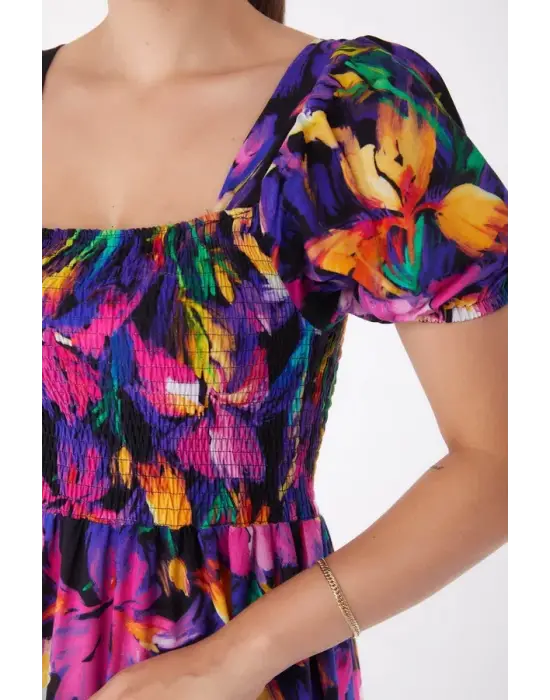 Omarı Fuşya Gipeli Kısa Kollu Elbise