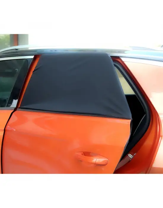 Omarı Gizliliği ve Güneşi Koruyan Büyük Oto Cam Perdesi - 107x47 cm