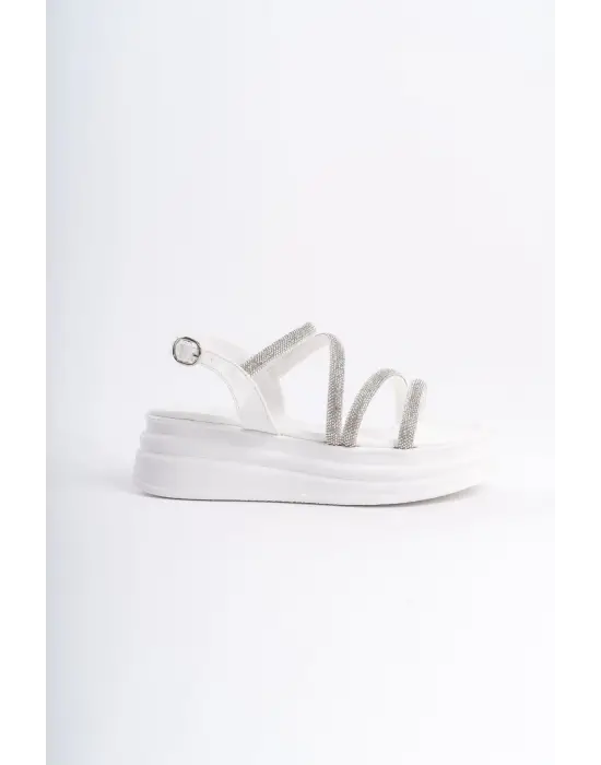 Omarı Rahat Tabanlı Taşlı Beyaz Bayan Sandalet