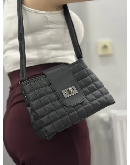 Omarı Şık Kapitone Siyah Cilt Çanta