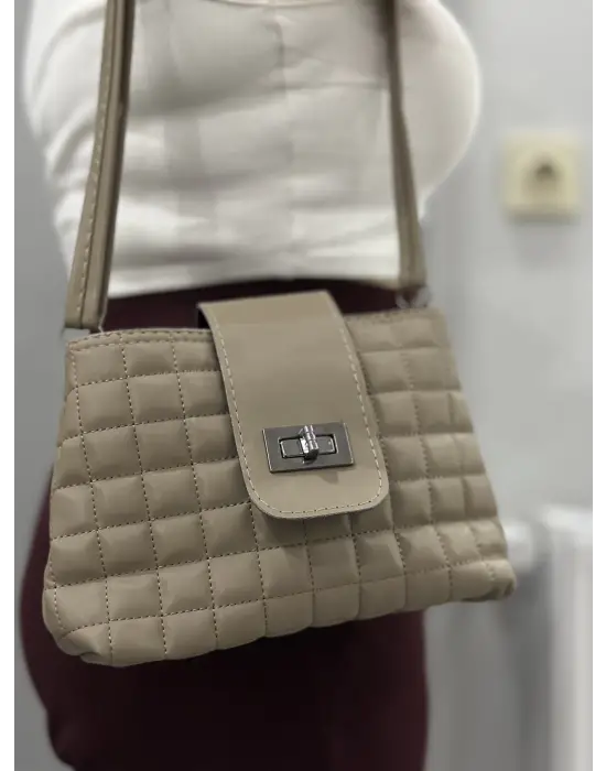 Omarı Vizon Cilt Kapitone Çanta - Şık ve Fonksiyonel Tasarım