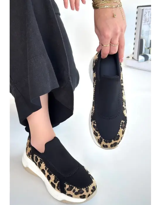 Omarı Leopar Desenli Kadın Spor Ayakkabısı