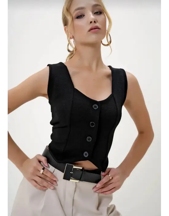 Omarı Siyahtan Şıklığı Yakalayın! Krep Kumaş Düğmeli Yelek