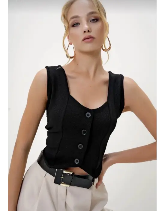 Omarı Siyahtan Şıklığı Yakalayın! Krep Kumaş Düğmeli Yelek