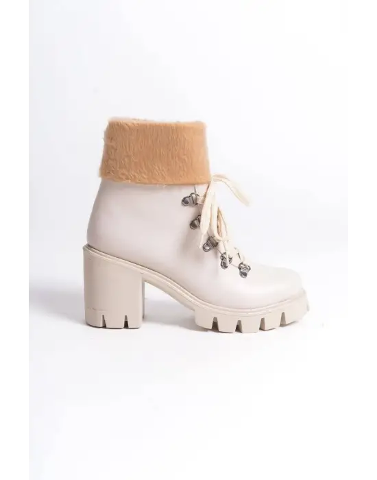 Omarı Rengarenk Kürk Detaylı Çizme Bot