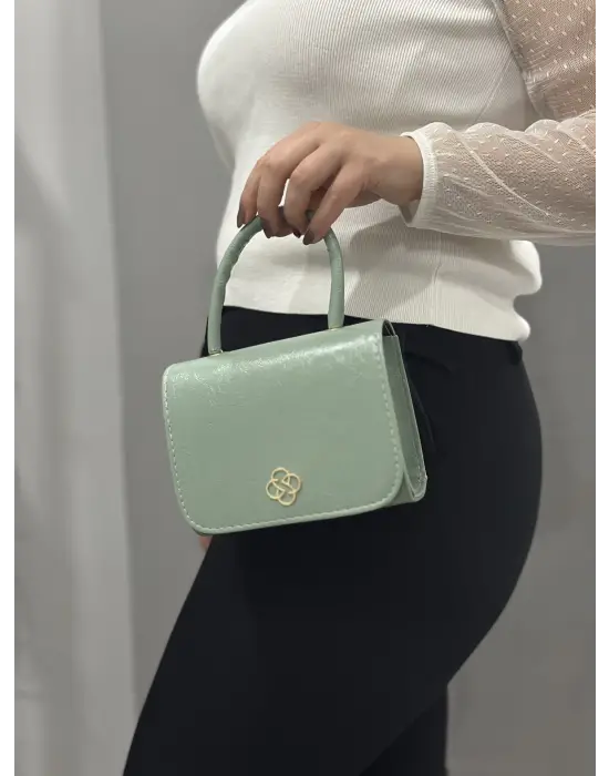 Omarı Doğal Bakımın Saf Güzelliği - Mint Cilt Bakım Çantası