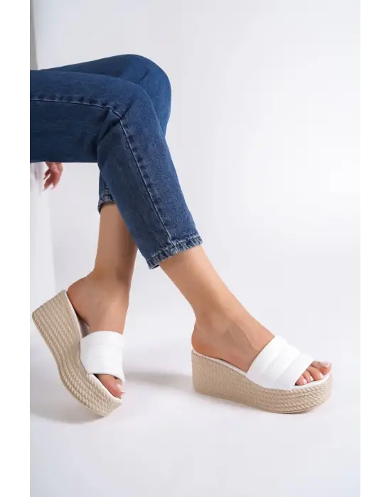 Omarı Rahat Dolgu Topuklu Bayan Terlik - Tabaan Örgülü