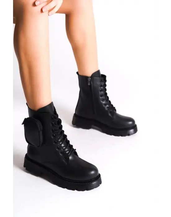 Omarı Rahat Tabanlı Fermuarlı Çantalı Siyah Bayan Bot