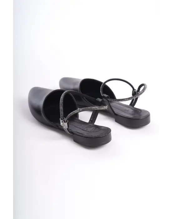 Omarı Rahat Tabanlı Taş Detaylı Siyah Babet Ayakkabı