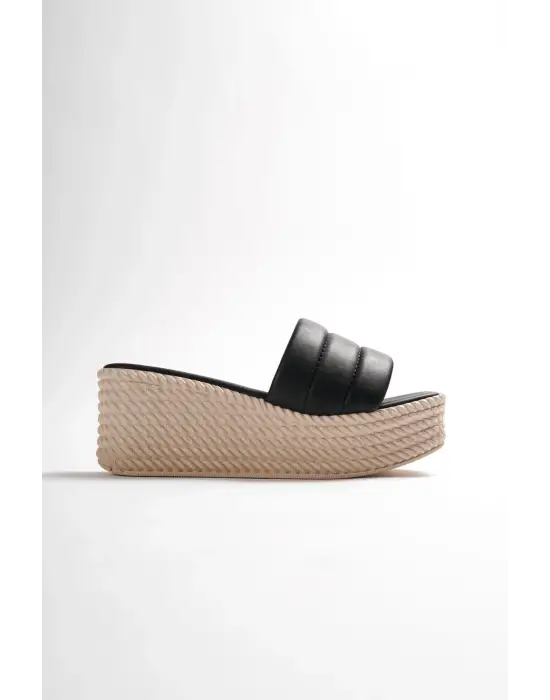 Omarı Rahat Tabanlı Tabaan Örgülü Bayan Terlik - Siyah