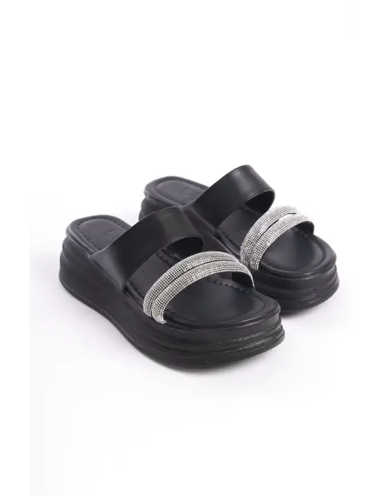 Omarı Şık ve Rahat Siyah Düz Topuklu Taşlı Bayan Terlik