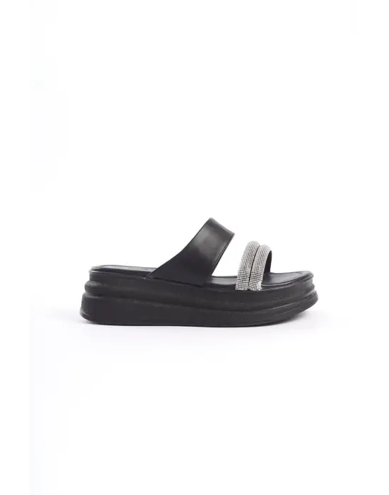 Omarı Şık ve Rahat Siyah Düz Topuklu Taşlı Bayan Terlik