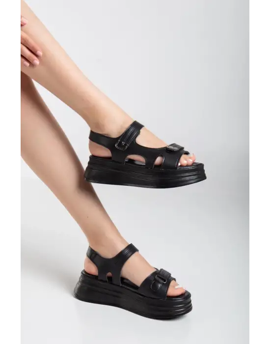 Omarı Siyah Cilt Cırt Cırtlı Sandalet with Modern Design