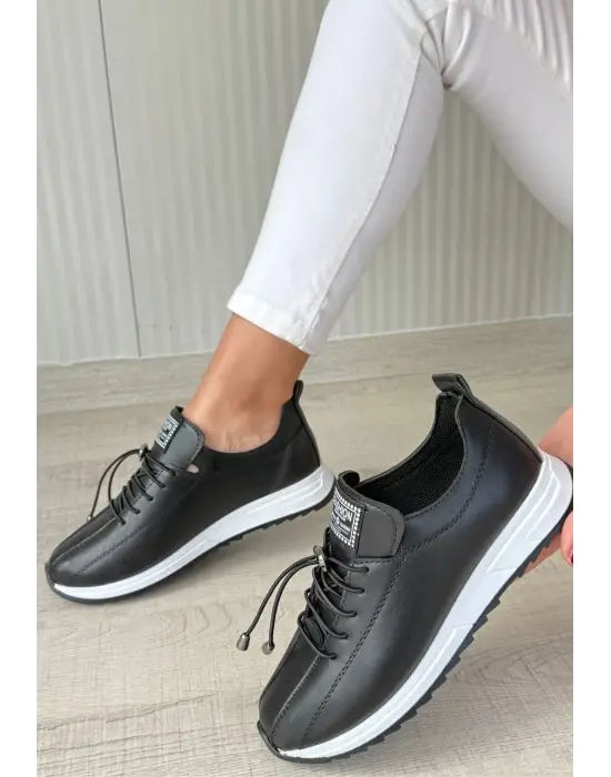 Omarı Hafif ve Rahat Siyah Spor Ayakkabı