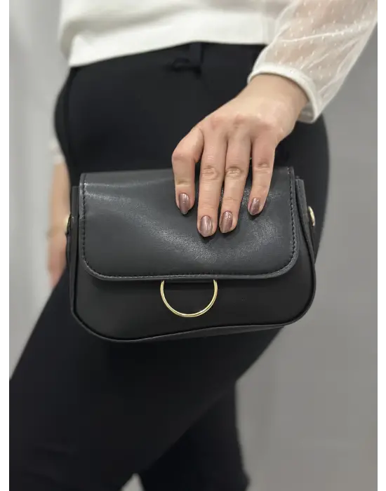 Omarı Şık Siyah Cilt Çanta