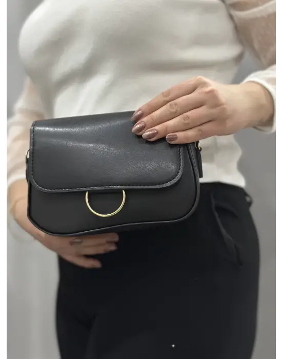 Omarı Şık Siyah Cilt Çanta