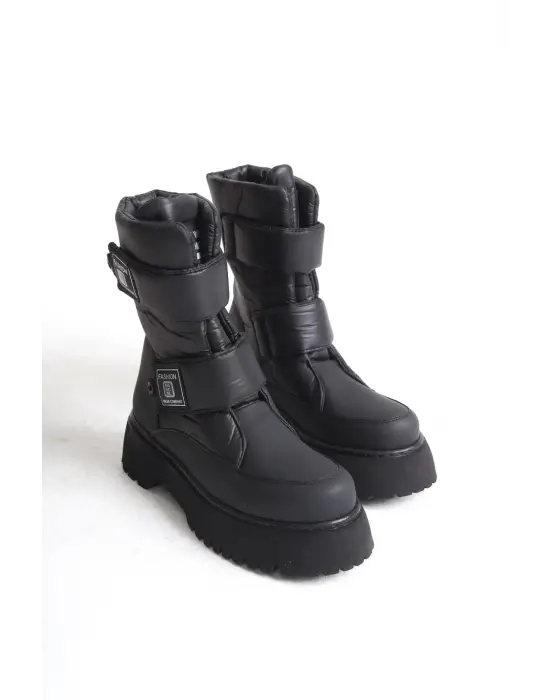 Omarı Siyah Cırt Cırtlı Kadın Bot - Şık ve Rahat Tasarım