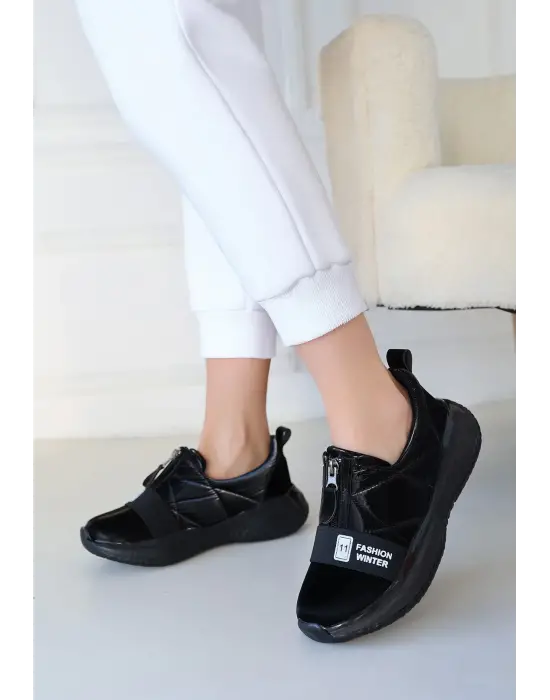 Omarı Siyah Tabanlı Paraşüt Desenli Spor Ayakkabı