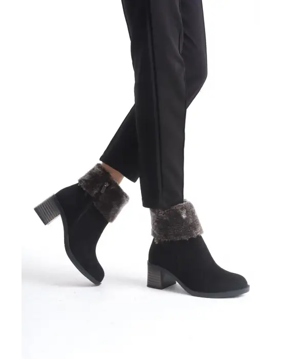 Omarı Kadın Kürk Detaylı Taban Topuklu Süet Bot
