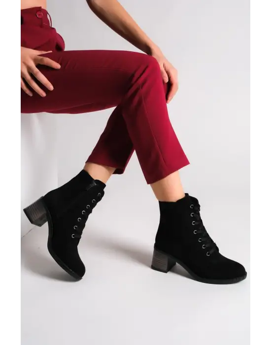 Omarı Bağcıklı Süet Bayan Bot - Şık ve Rahat Siyah Bot