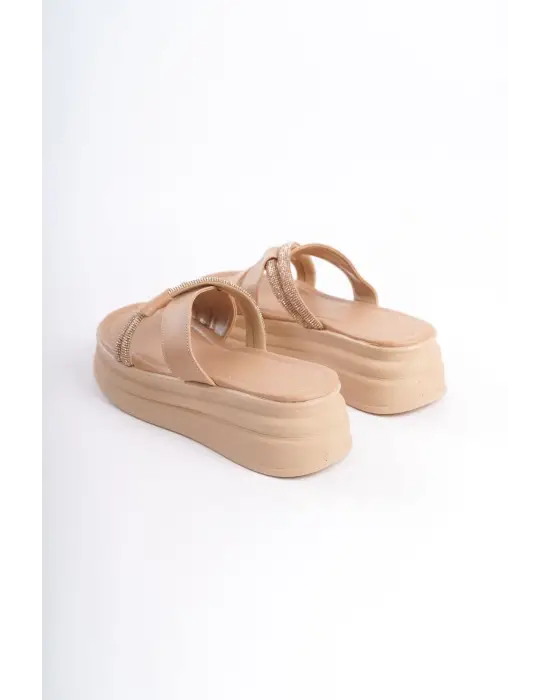 Omarı Taşlı Çapraz Şeritli Tabanlı Rahat Bayan Sandalet Tabaan