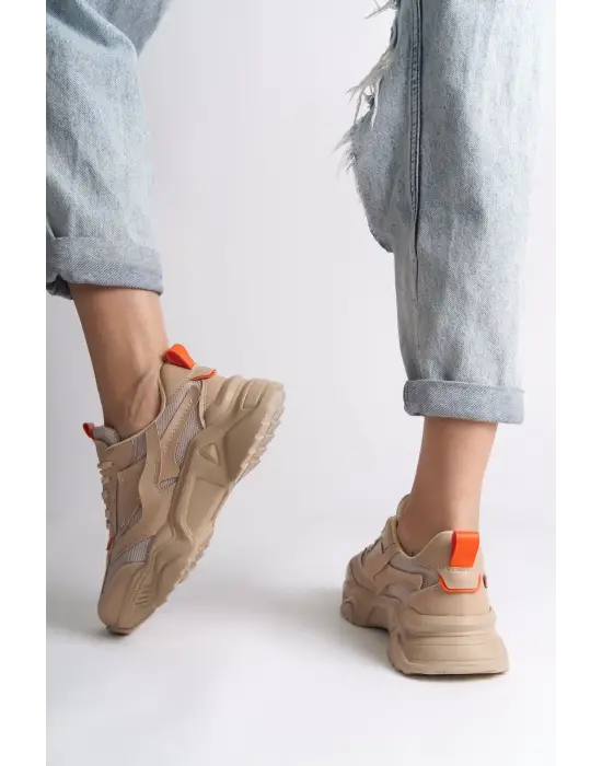 Omarı Rahat Tabanlı Tabaan Triko Detaylı Bayan Spor Ayakkabı