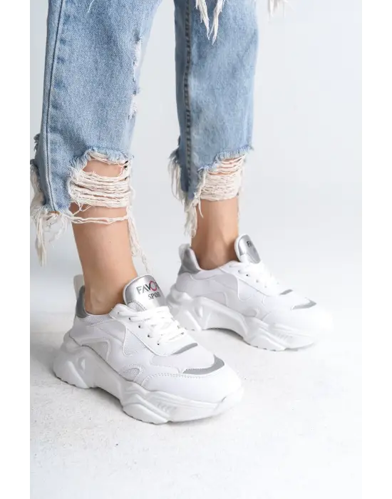 Omarı Rahat Tabanlı Bayan Spor Ayakkabı - Tabaan Triko Detaylı Beyaz/Gri