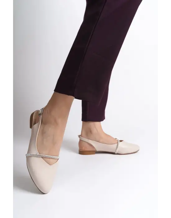 Omarı Rahat Tabaan Taş Detaylı Bayan Babet Ayakkabı - Krem