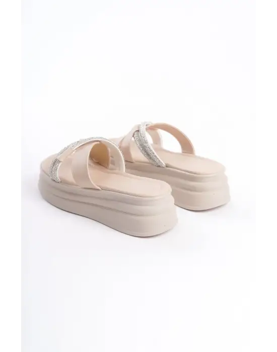 Omarı Rahat ve Şık Tabanlı Çapraz Şeritli Düz Topuklu Bayan Terlik