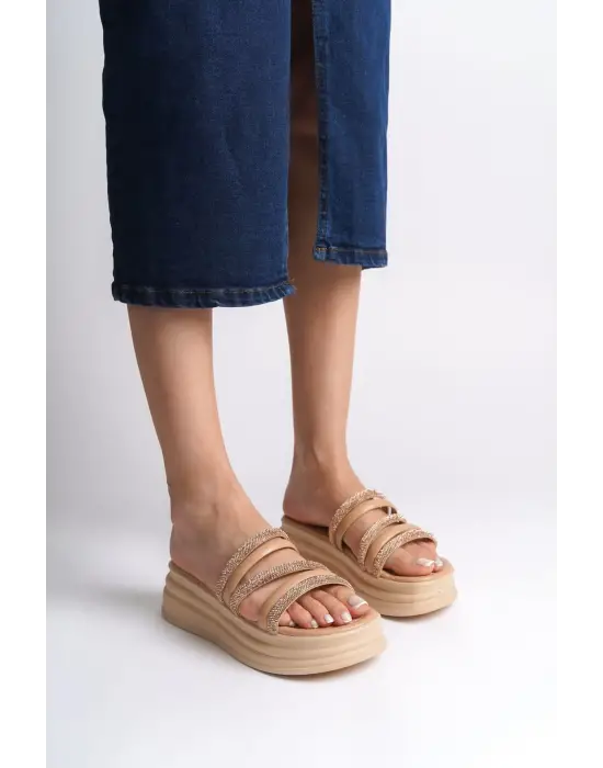 Omarı Şık Taşlı Düz Topuklu Rahat Tabanlı Tabaan Bayan Terlik