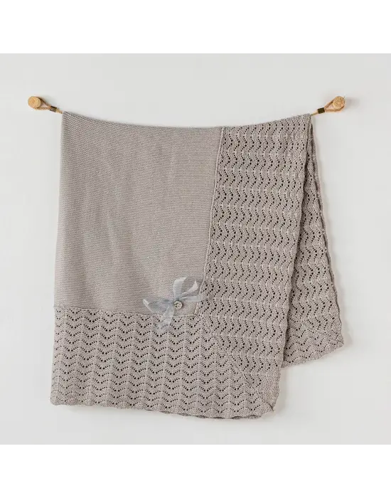 Omarı Yumuşak Dokulu Bebek Battaniye Gri Renkli