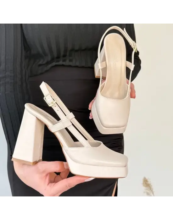 Göz Alıcı Topuklu Ayakkabı