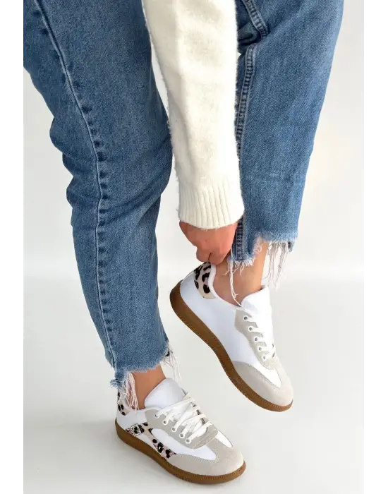 Mier Beyaz Cilt Bağcıklı Spor Ayakkabı