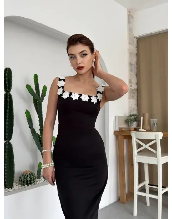 Mıng Çiçek Detaylı Elbise