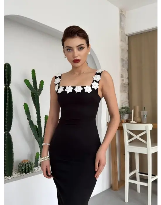 Mıng Çiçek Detaylı Elbise