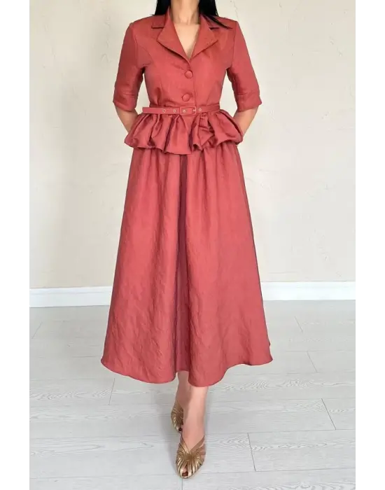 Omarı İnce Kemerli Fırfırlı Ceket ve Büzgülü Etek Takım