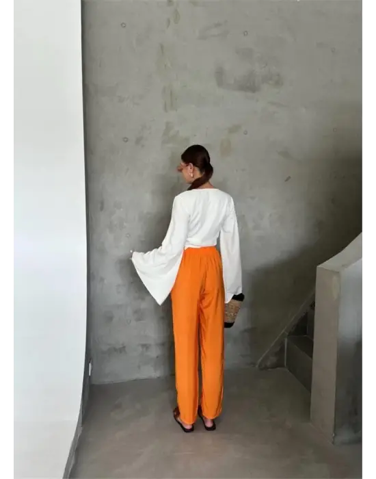 Omarı Yenilikçi Orange Bel Detaylı Pantolon