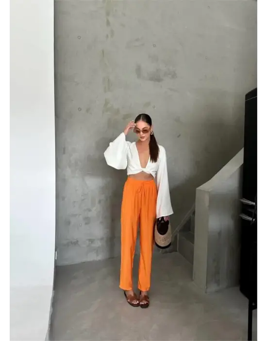 Omarı Yenilikçi Orange Bel Detaylı Pantolon