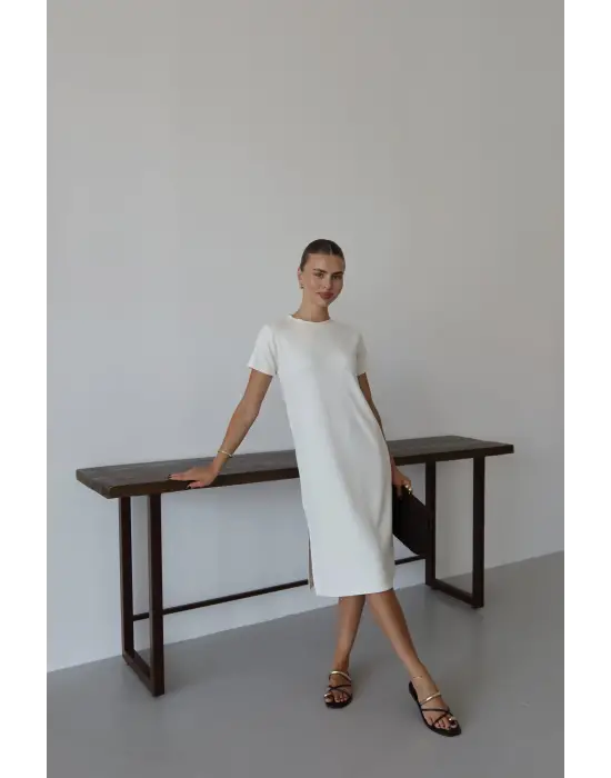 Modal yırtmaçlı elbise beyaz pt