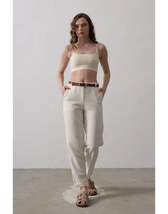 Omarı Yüksek Bel Havuç Pantolon - Ekru