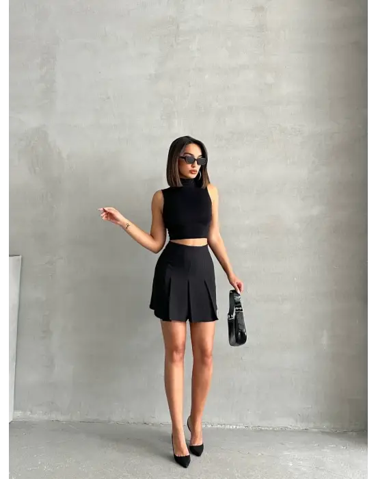 Omarı Şık ve Havalı Pileli Etek Modeli