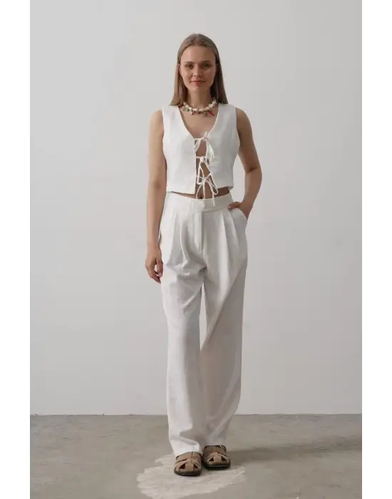 Omarı Şık ve Rahat Bağlamalı Yelek