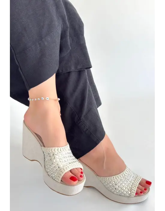 Moka Bej Triko Dolgu Topuk Terlik