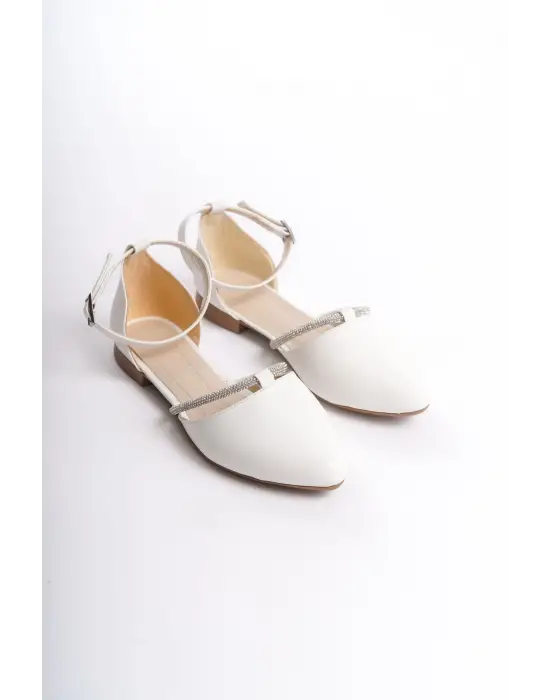 Zarif Tokalı Bayan Babet Ayakkabı