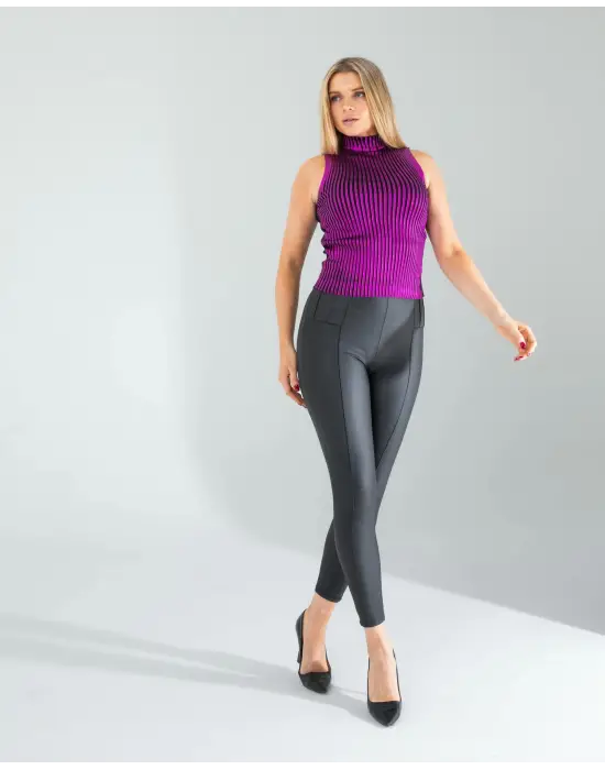 Omarı Parlak Yaka Detaylı Mor Triko