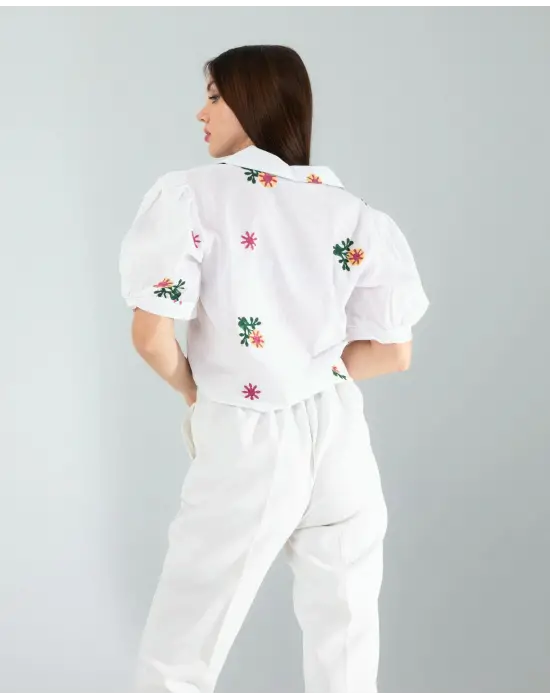 Çiçek Desenli Gömlek