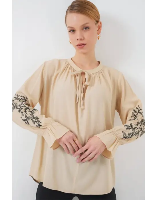Nakışlı Örme Bluz 941 - Bej