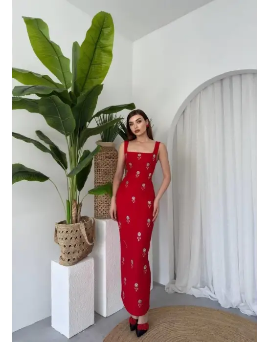 Omarı Doğa İle Uyumlu Taş Desenli Elbise