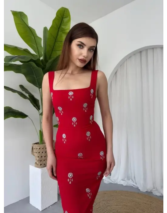 Omarı Doğa İle Uyumlu Taş Desenli Elbise