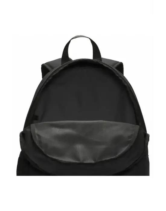 Omarı Hafif ve Şık Sırt Çantası Sahipliği